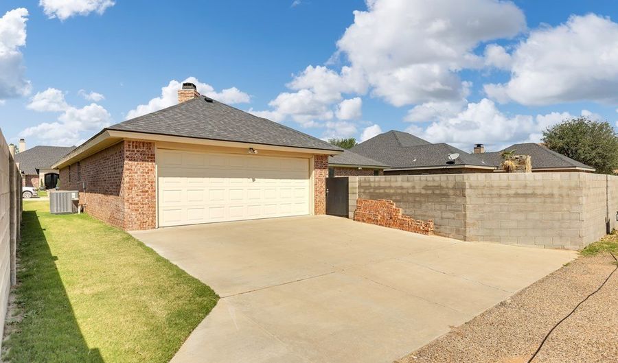 1518 Pecan Pl, Andrews, TX 79714 - 3 Beds, 2 Bath
