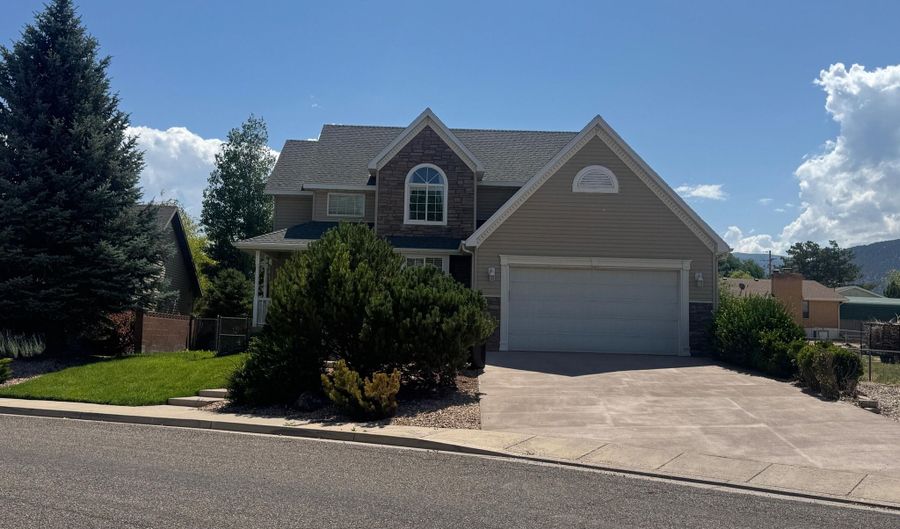 2566 N 475 W, Cedar City, UT 84721 - 4 Beds, 3 Bath