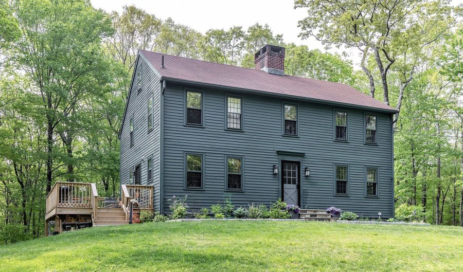 25 Dark Entry Rd, Bethlehem, CT 06751 - 4 Beds, 3 Bath
