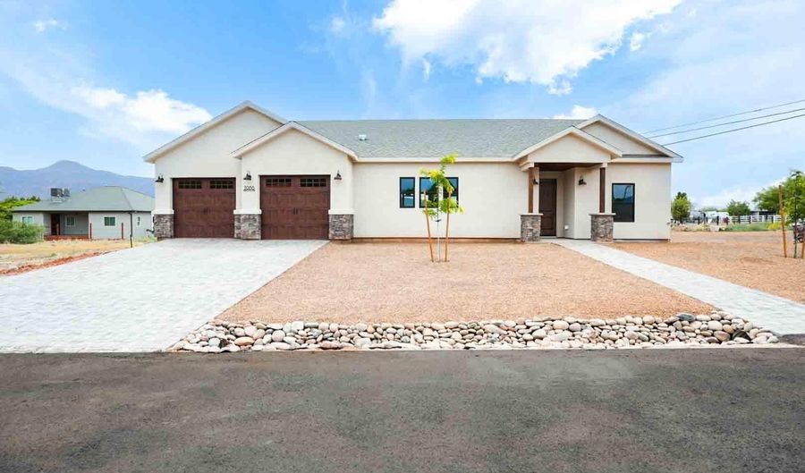 3086 S PRINCESS Ln, Camp Verde, AZ 86322 - 3 Beds, 2 Bath