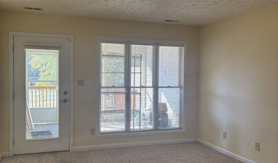 304 Lakewood Ct, Avon, IN 46123 - 2 Beds, 2 Bath