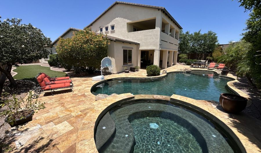 5415 E HALLIHAN Dr, Cave Creek, AZ 85331 - 5 Beds, 5 Bath