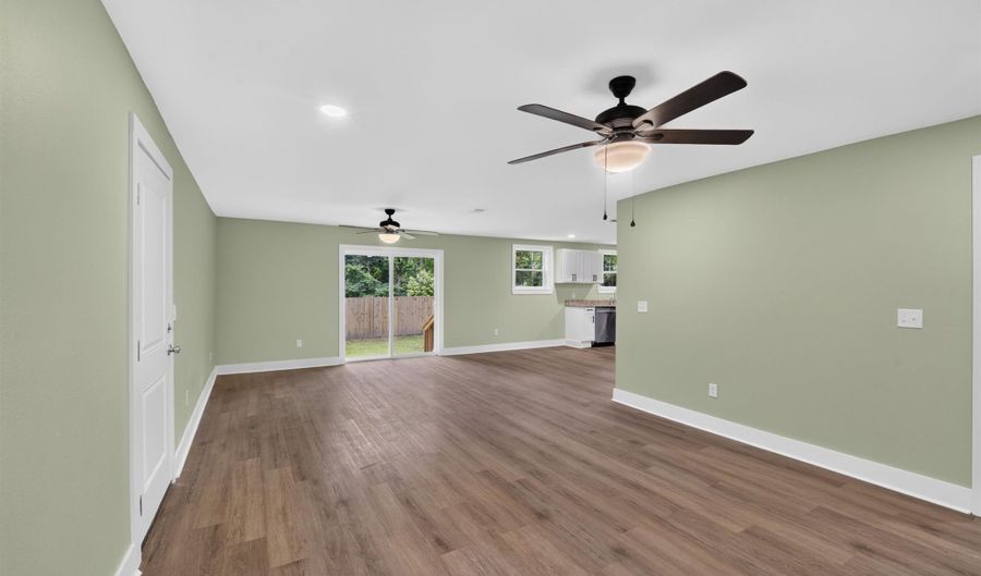 1437 Lincoln St, Arkadelphia, AR 71923 - 3 Beds, 2 Bath