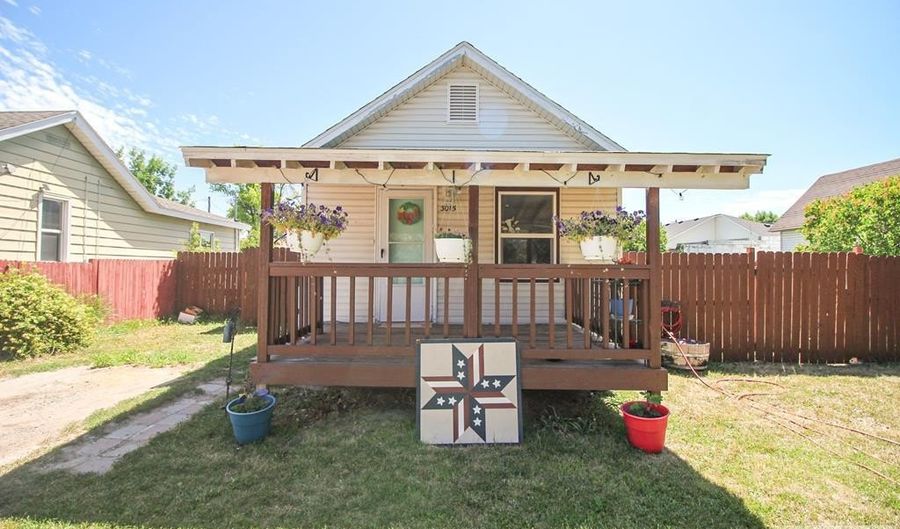 3015 S Central Ave, Ammon, ID 83406 - 2 Beds, 1 Bath