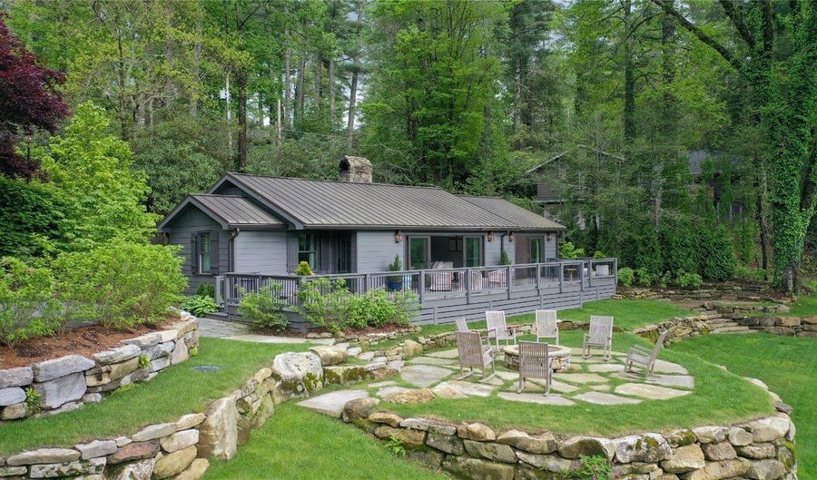 630 Cobb Rd, Highlands, NC 28741 - 4 Beds, 4 Bath