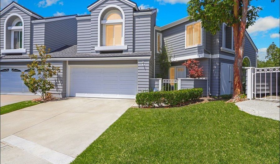 3 Primrose, Aliso Viejo, CA 92656 - 3 Beds, 3 Bath