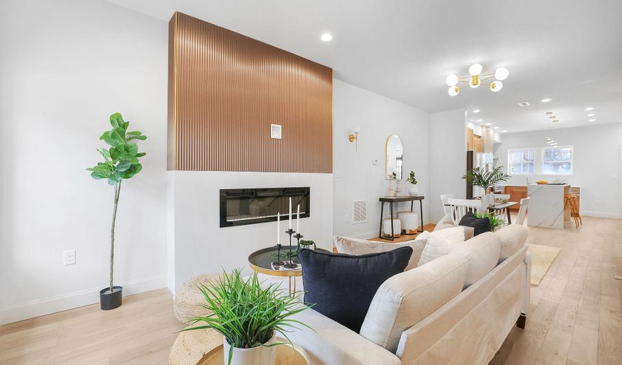 327 N GILMOR St, Baltimore, MD 21223 - 4 Beds, 3 Bath