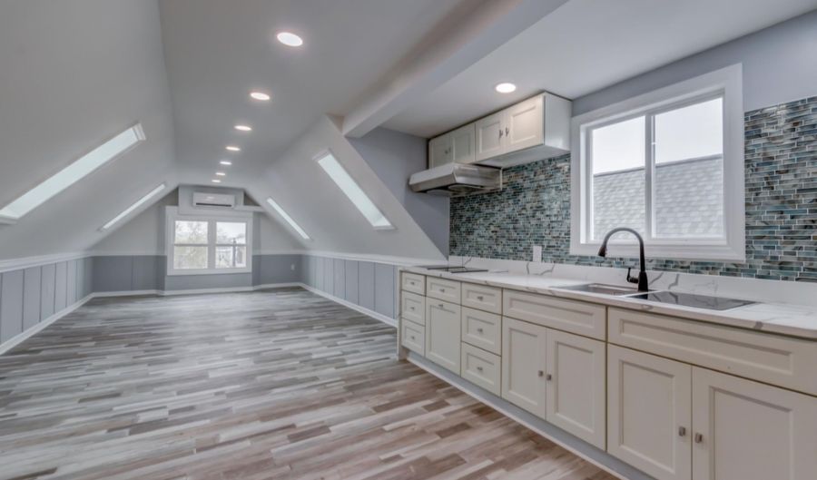36 E 4TH St 3, Bayonne, NJ 07002 - 1 Beds, 1 Bath