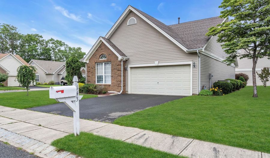 143 Sylvan Lake Blvd, Bayville, NJ 08721 - 2 Beds, 2 Bath