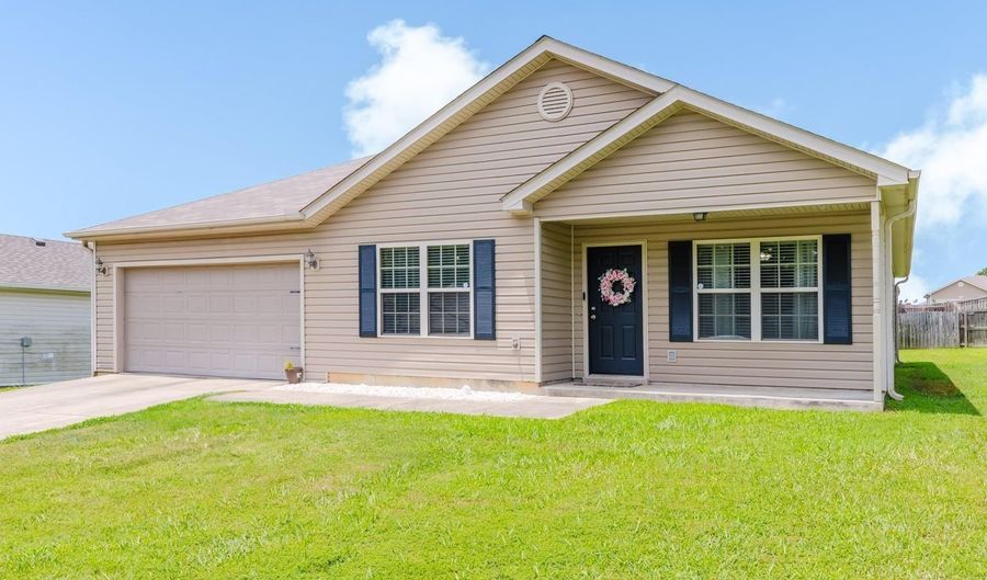 4864 Tall Grass Dr, Benton, AR 72019 - 4 Beds, 2 Bath