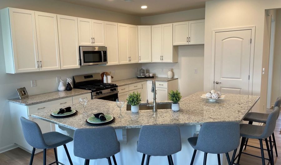 61 PETAL PARK Pl, Dover, DE 19904 - 2 Beds, 2 Bath