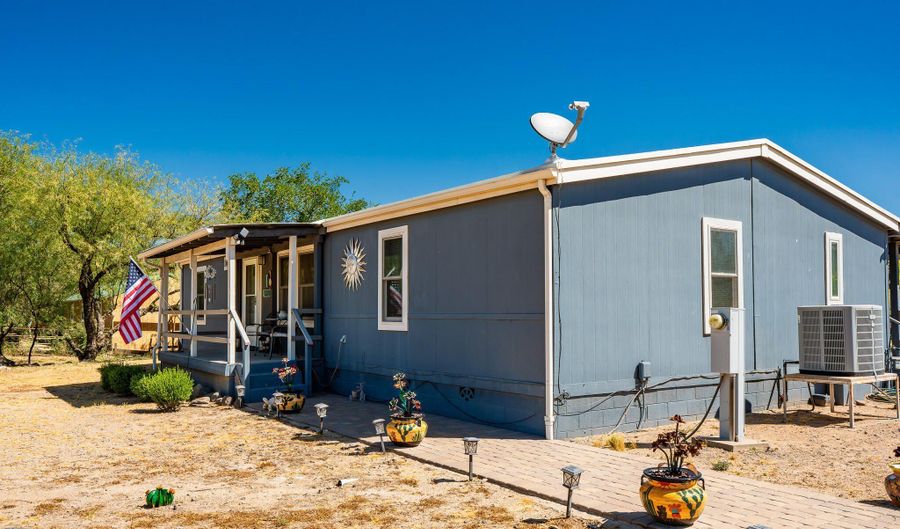 33701 S PARK Ln, Black Canyon City, AZ 85324 - 3 Beds, 2 Bath