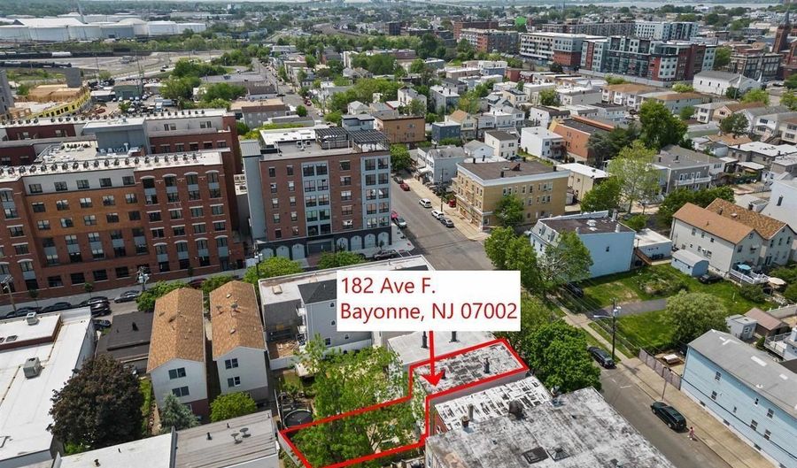 182 AVENUE F 1, Bayonne, NJ 07002 - 2 Beds, 1 Bath