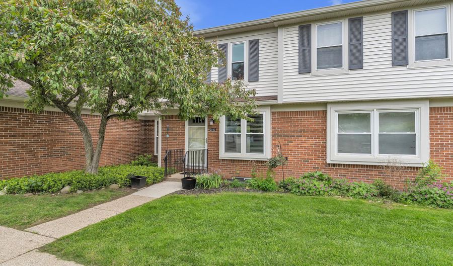 2840 Bombridge Ct, Ann Arbor, MI 48104 - 2 Beds, 2 Bath
