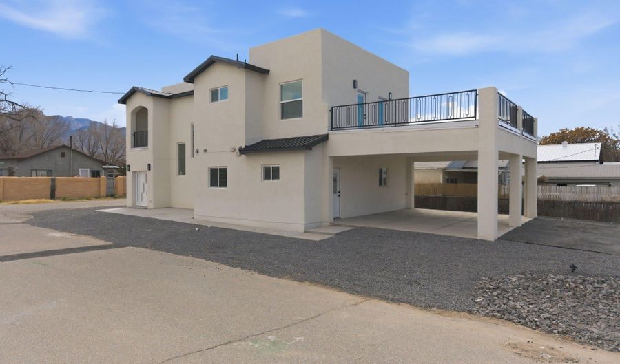 1000 Calle San Lorenzo, Bernalillo, NM 87004 - 3 Beds, 3 Bath