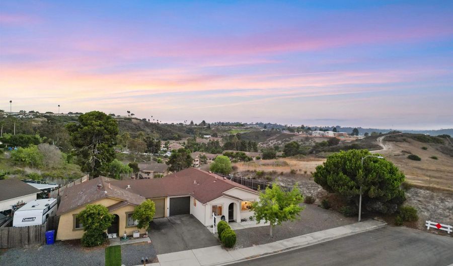 231 San Dimas Ave, Oceanside, CA 92057 - 2 Beds, 2 Bath