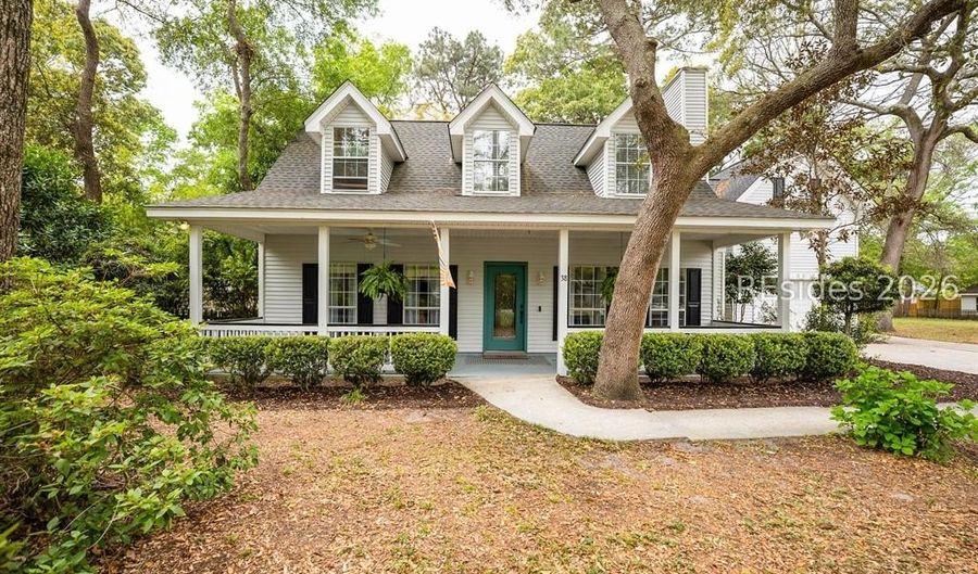 38 Le Moyne Dr, Beaufort, SC 29907 - 4 Beds, 3 Bath