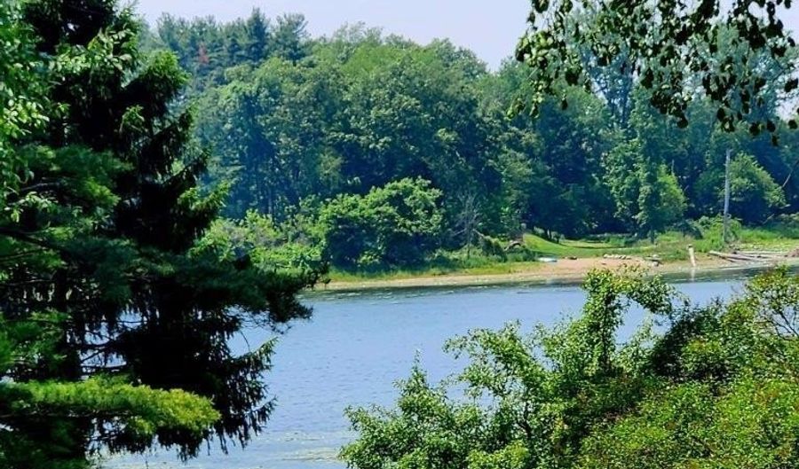 335 Lane 100 A Pine Canyon Lk, Angola, IN 46703 - 3 Beds, 3 Bath