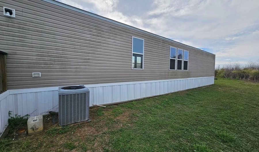 2353 Demory Ln 524 B, Aransas Pass, TX 78336 - 3 Beds, 2 Bath