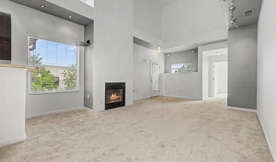 18284 E Floyd Avenue J, Aurora, CO 80013 - 2 Beds, 2 Bath