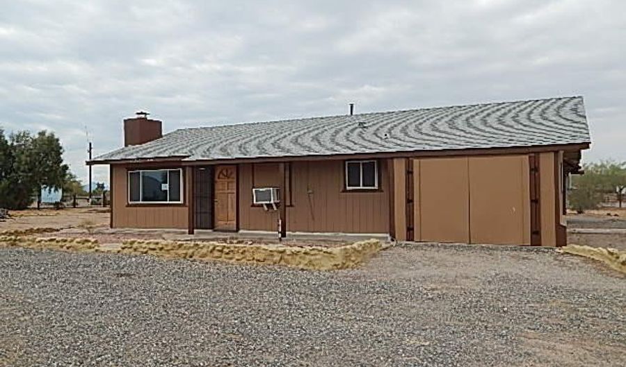 25290 Ochoco Way, Bouse, AZ 85325 - 2 Beds, 2 Bath