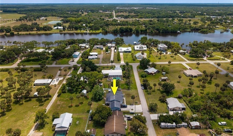 17290 Rewis Rd, Alva, FL 33920 - 3 Beds, 2 Bath