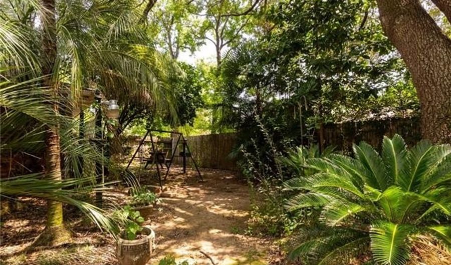 808 TERRA Ave, Alexandria, LA 71303 - 3 Beds, 2 Bath