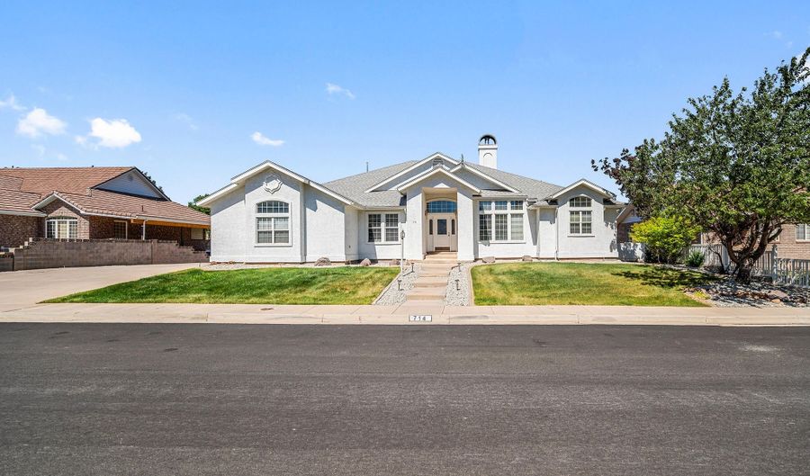 714 S Saint James Pl, Cedar City, UT 84720 - 4 Beds, 3 Bath