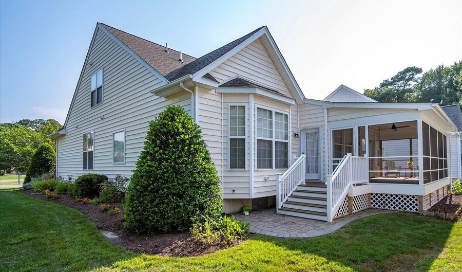 2 AUDUBON Cir, Berlin, MD 21811 - 3 Beds, 3 Bath