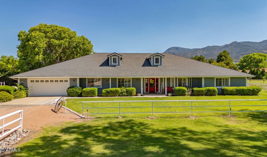 1565 S RIO VERDE Ln, Camp Verde, AZ 86322 - 4 Beds, 4 Bath