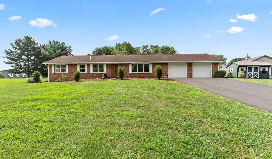 19727 TOMS Rd, Boonsboro, MD 21713 - 3 Beds, 3 Bath