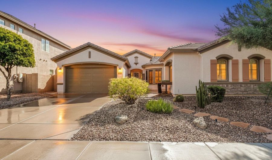 2251 W Clearview Trl, Anthem, AZ 85086 - 4 Beds, 2 Bath