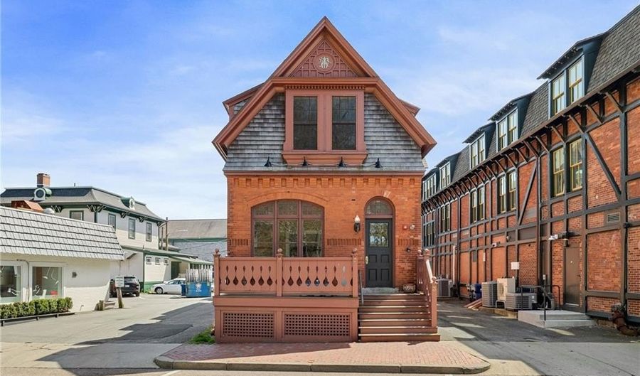 3 Memorial Blvd, Newport, RI 02840 - 0 Beds, 0 Bath