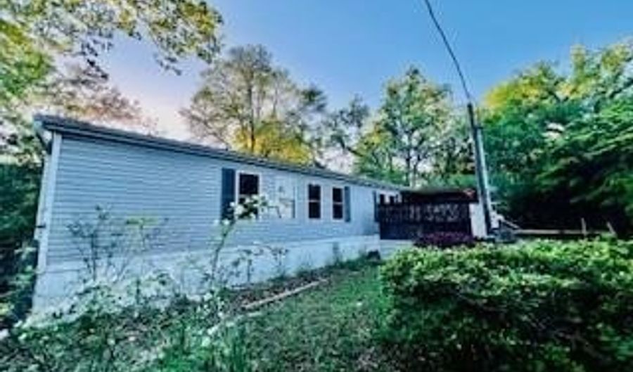 5019 50th Ave, Bell, FL 32619 - 3 Beds, 2 Bath