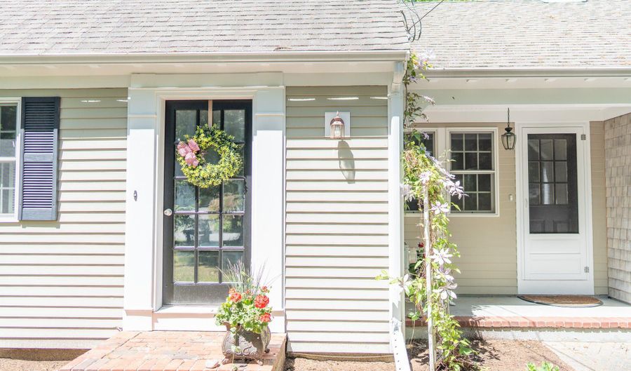 121 Salt Rock Rd, Barnstable, MA 02630 - 3 Beds, 3 Bath