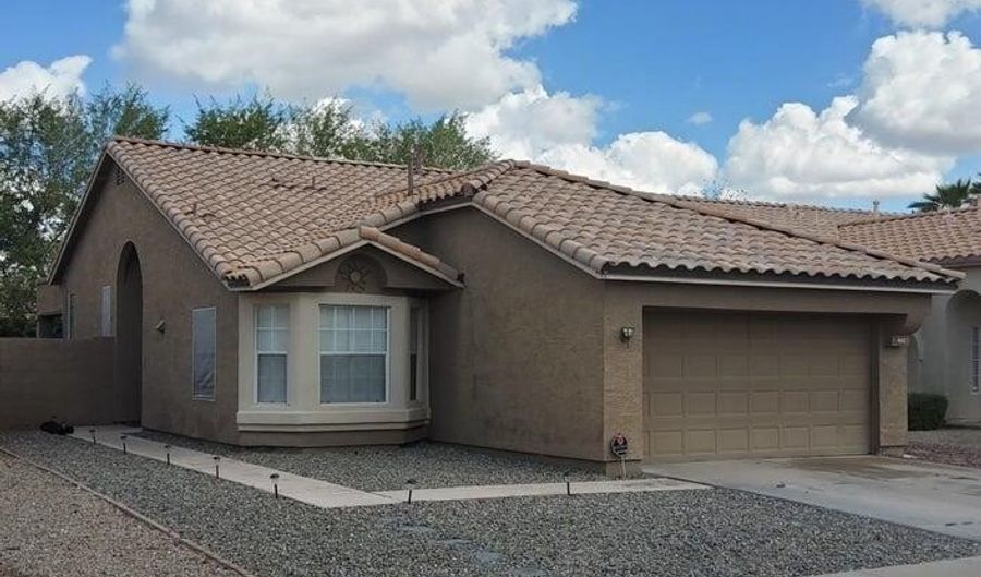 862 W SARAGOSA St, Chandler, AZ 85225 - 3 Beds, 2 Bath