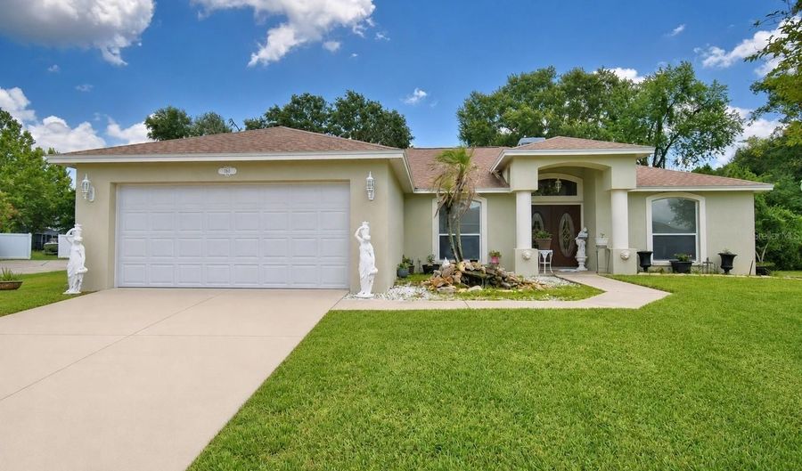 166 WINONA Cir, Auburndale, FL 33823 - 3 Beds, 2 Bath