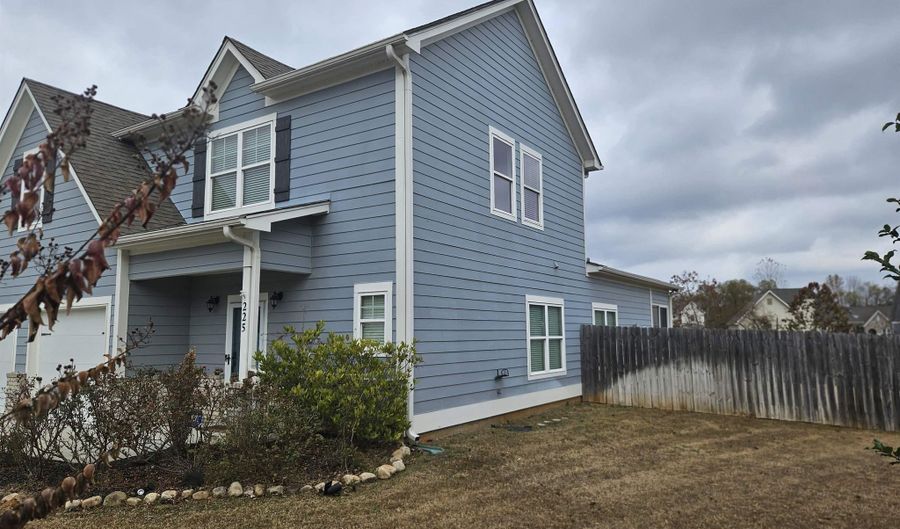 225 SHELBY FARMS Bnd, Alabaster, AL 35007 - 4 Beds, 3 Bath