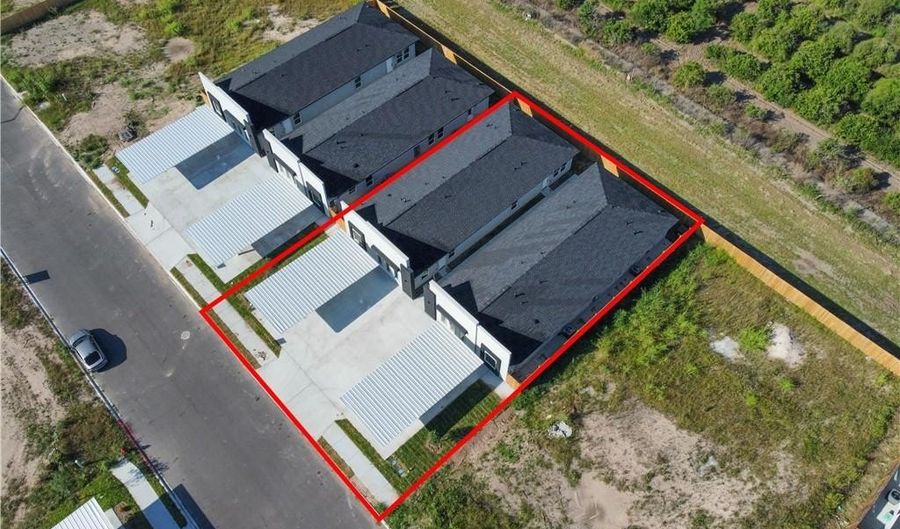 913 13th St, Alamo, TX 78589 - 0 Beds, 0 Bath