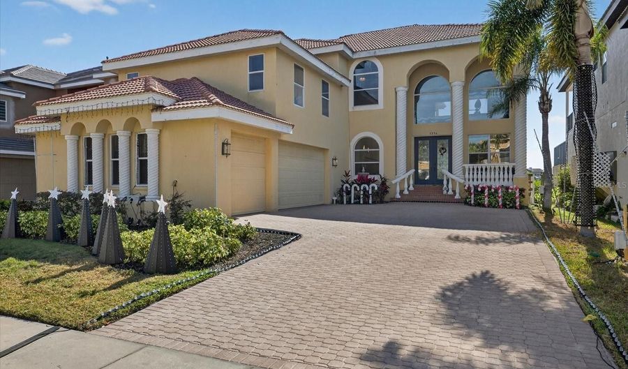 1224 ACAPPELLA Ln, Apollo Beach, FL 33572 - 4 Beds, 5 Bath