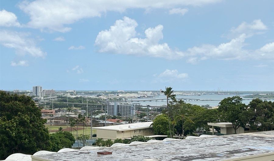 98-835 Iliee St, Aiea, HI 96701 - 3 Beds, 2 Bath