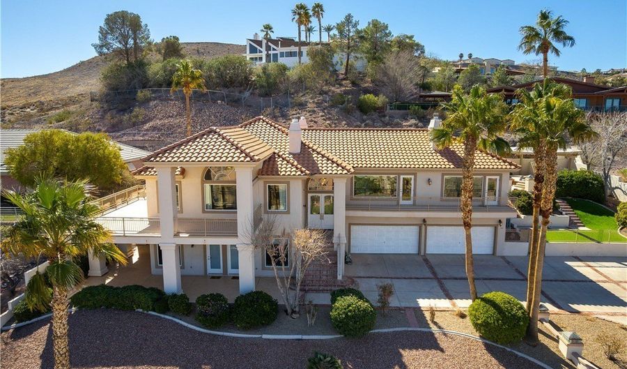 380 Claremont St, Boulder City, NV 89005 - 4 Beds, 5 Bath