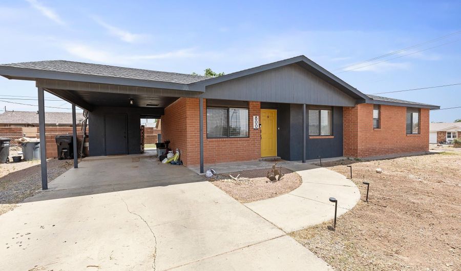 800 Azelia St, Alamogordo, NM 88310 - 4 Beds, 2 Bath