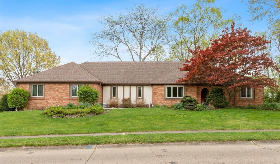 1615 Friendship Dr, Indianapolis, IN 46217 - 3 Beds, 3 Bath