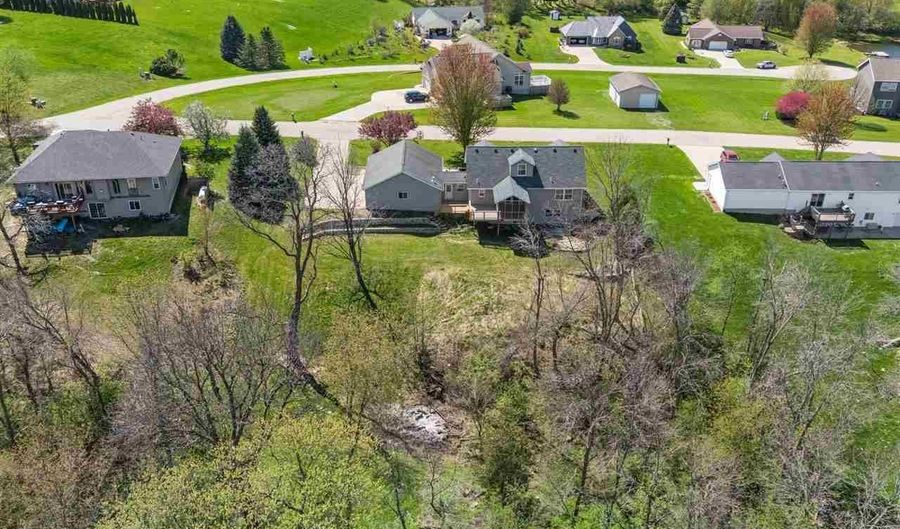 13294 212th Ave, Anamosa, IA 52205 - 4 Beds, 4 Bath