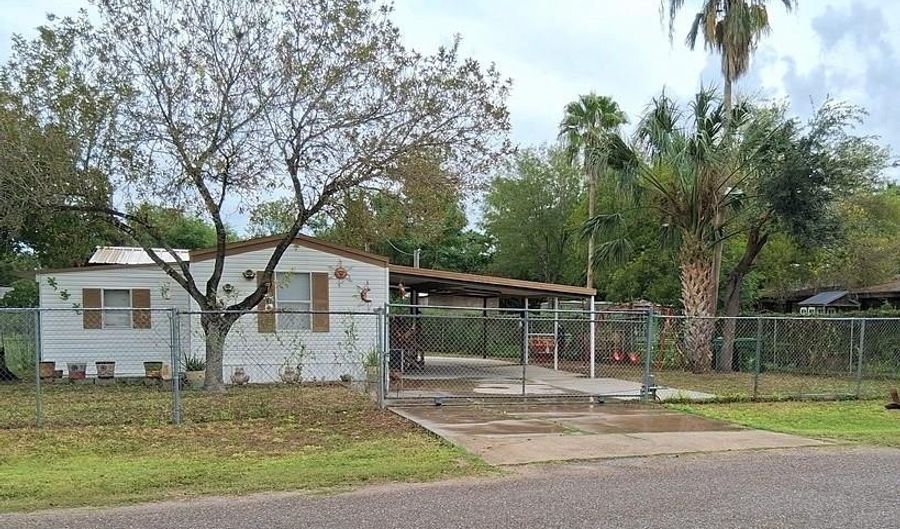 834 S 13th St, Alamo, TX 78516 - 4 Beds, 3 Bath