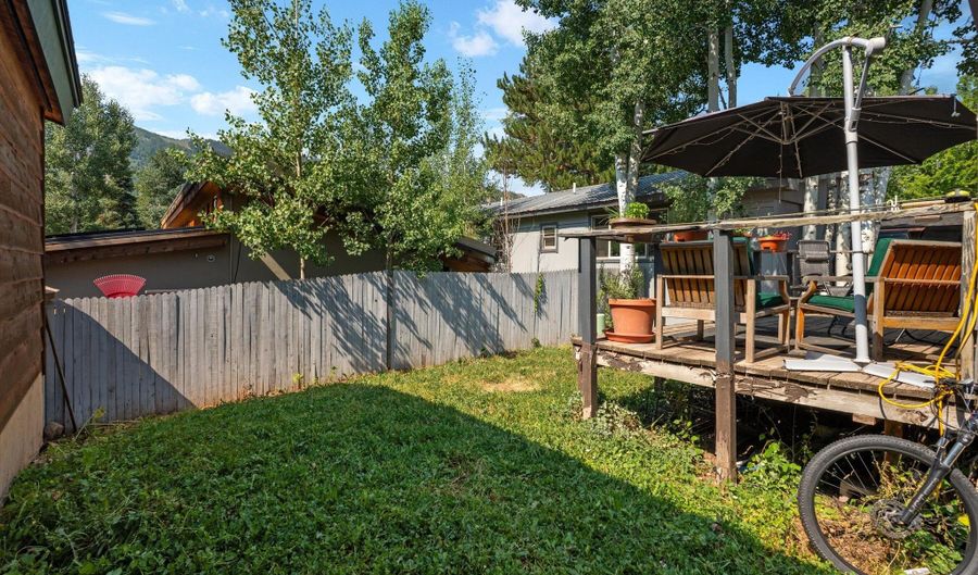 306 Oak Ln, Aspen, CO 81611 - 2 Beds, 1 Bath