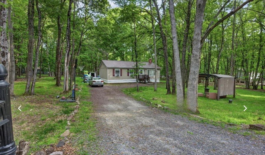 122 Hunter Ln, Albrightsville, PA 18210 - 3 Beds, 1 Bath