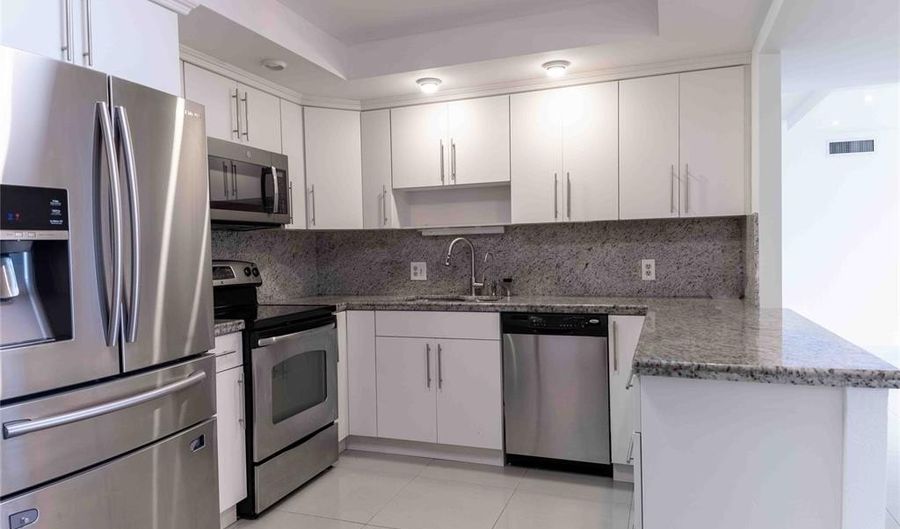 2851 NE 183rd St 1411-15E, Aventura, FL 33160 - 3 Beds, 3 Bath