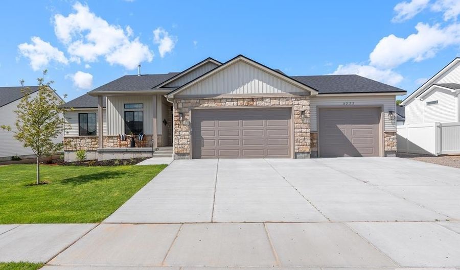 4573 Remuda Rd, Ammon, ID 83406 - 6 Beds, 3 Bath